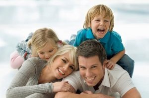 Семейная скидка в стоматологии ВизитСтома