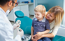 Как подготовить ребенка к походу к стоматологу